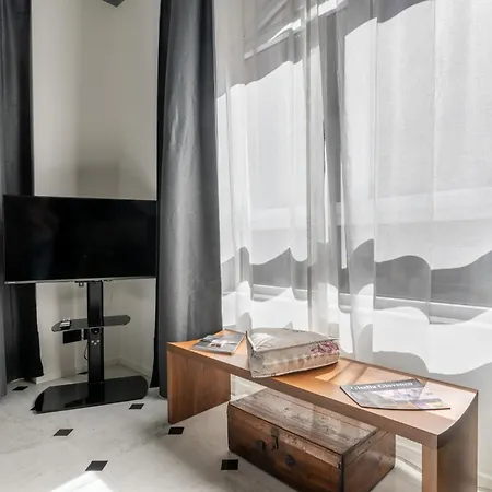 Apartment Giada Luxury In Centre